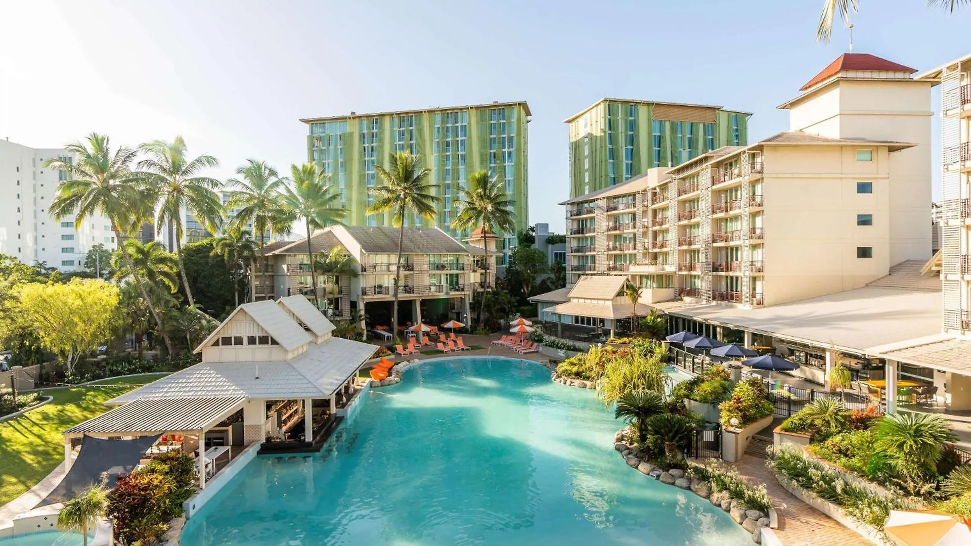 Novotel Cairns Oasis Resort